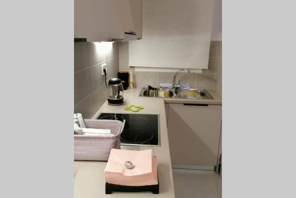 Athens City Apartment Next To Intercontinental II ภายนอก รูปภาพ